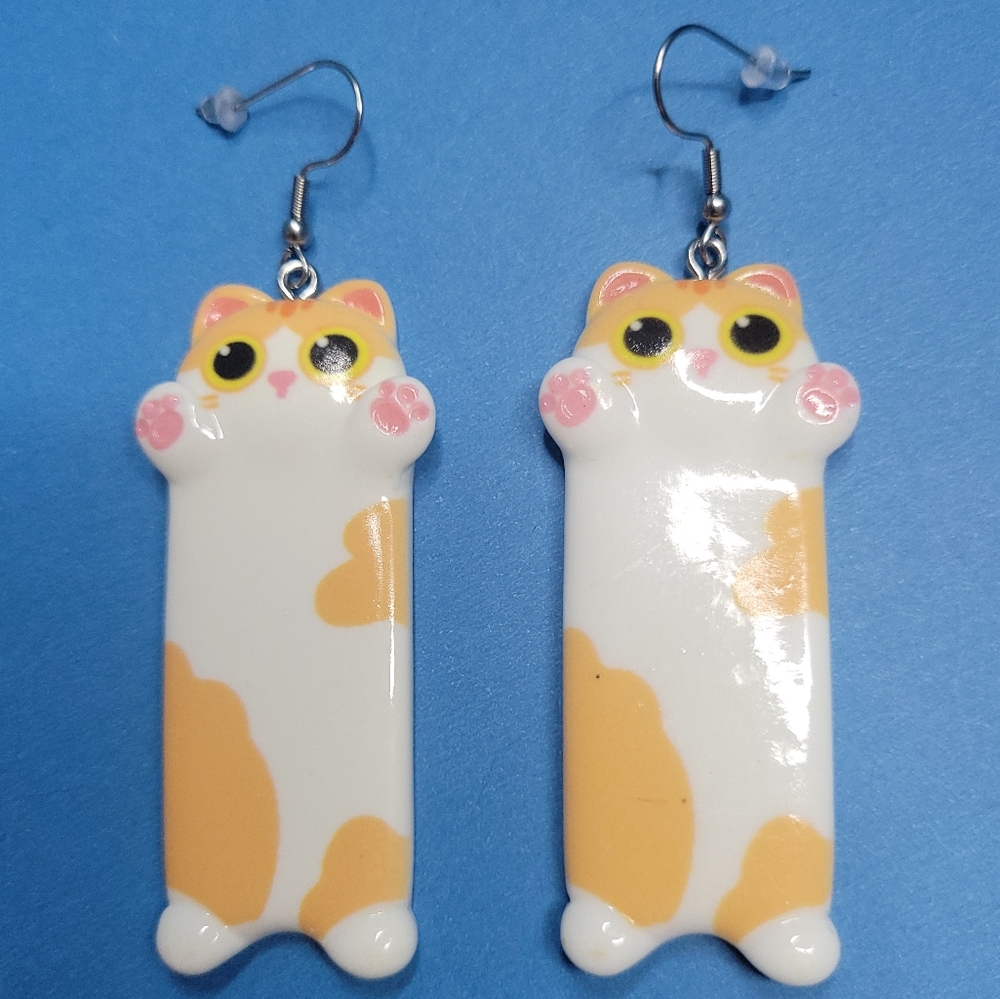 NWT Cat Lady Cute Long Cat Earrings White Orange Cat Pink Paws Hypoallergenic